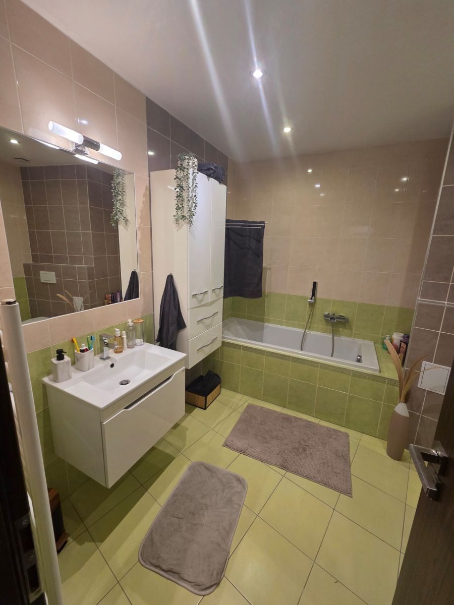 2+kk, Okružní, Hradec Králové - Hradec Králové, Královéhradecký kraj, 57 m² - 2