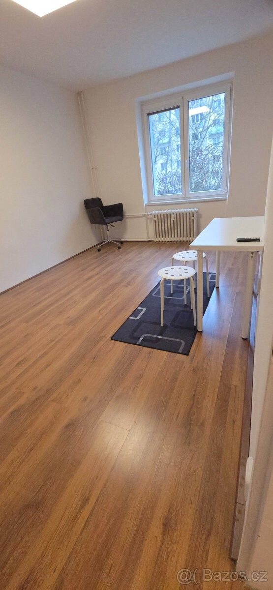 Pronájem byt - Praha, 198 00