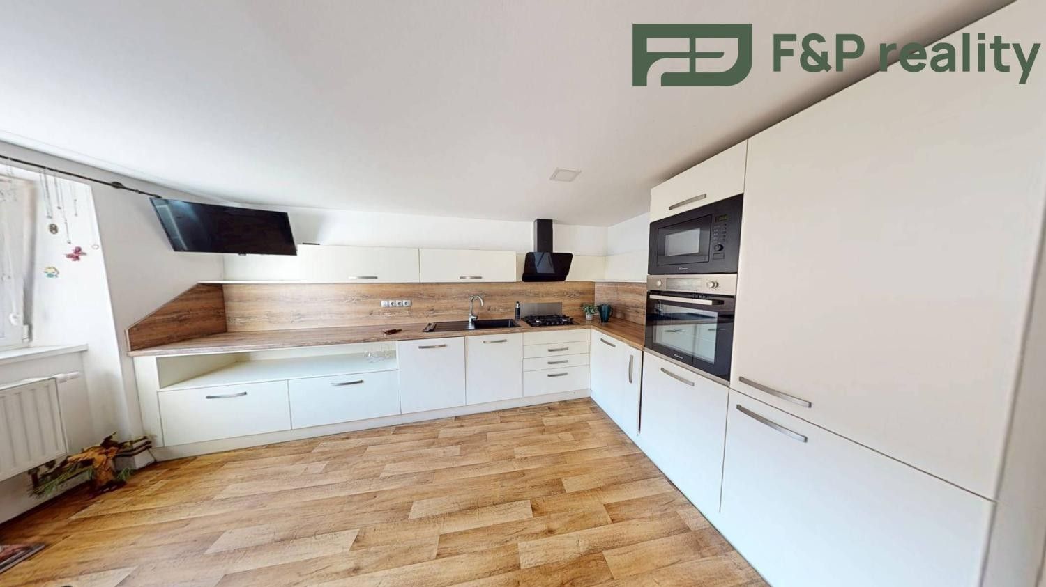 Prodej byt 2+kk - Komenského, Žleby, 77 m² - 5