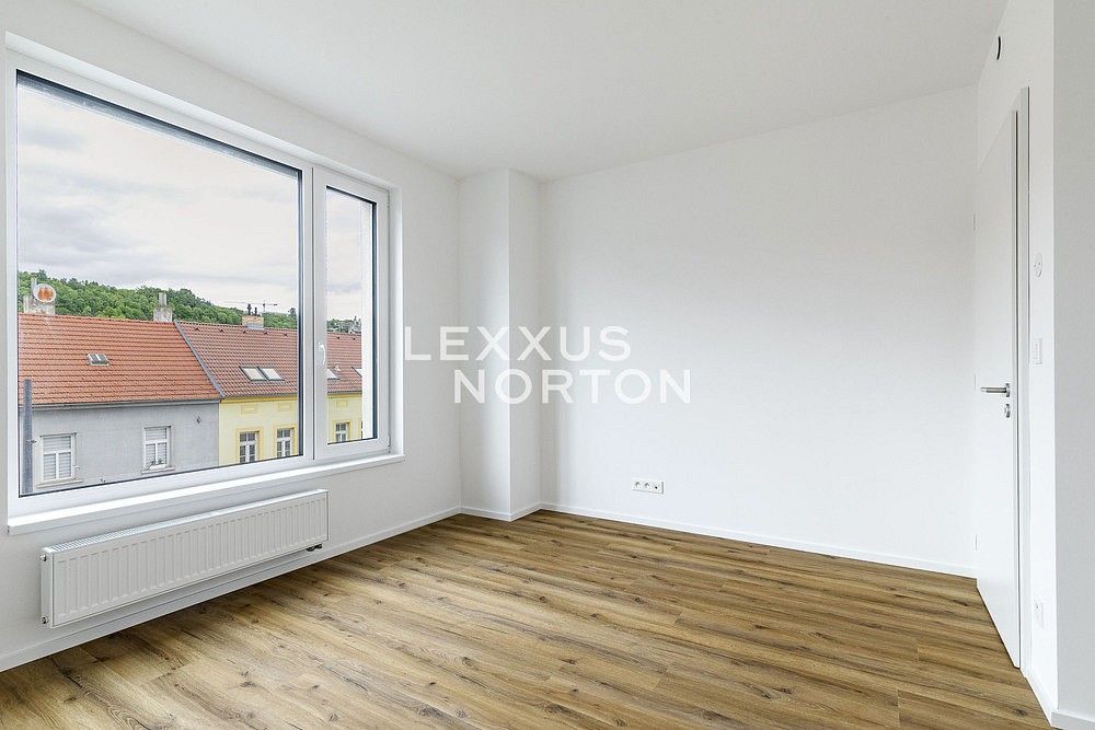 Prodej byt 3+kk - Zenklova, Praha 8 - Libeň, 84 m² - 5
