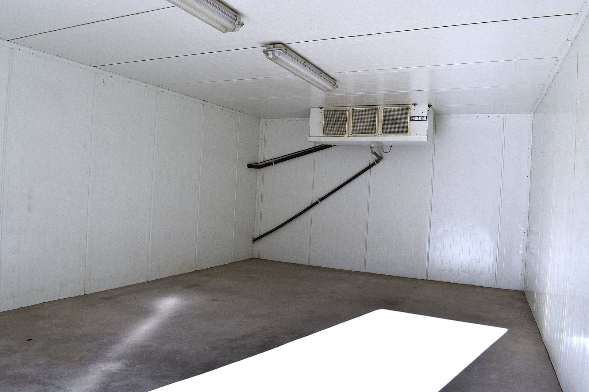 Sklady, Zborovská, Plzeň, 40 m²