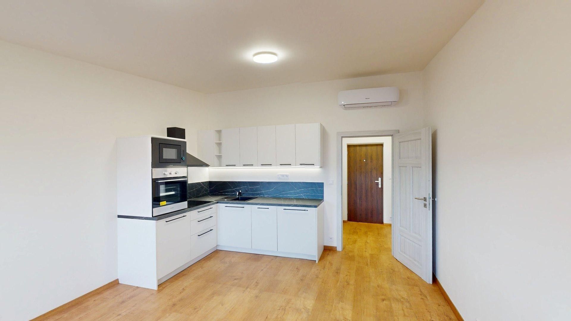 1+kk, Na Petynce, Praha, 27 m²