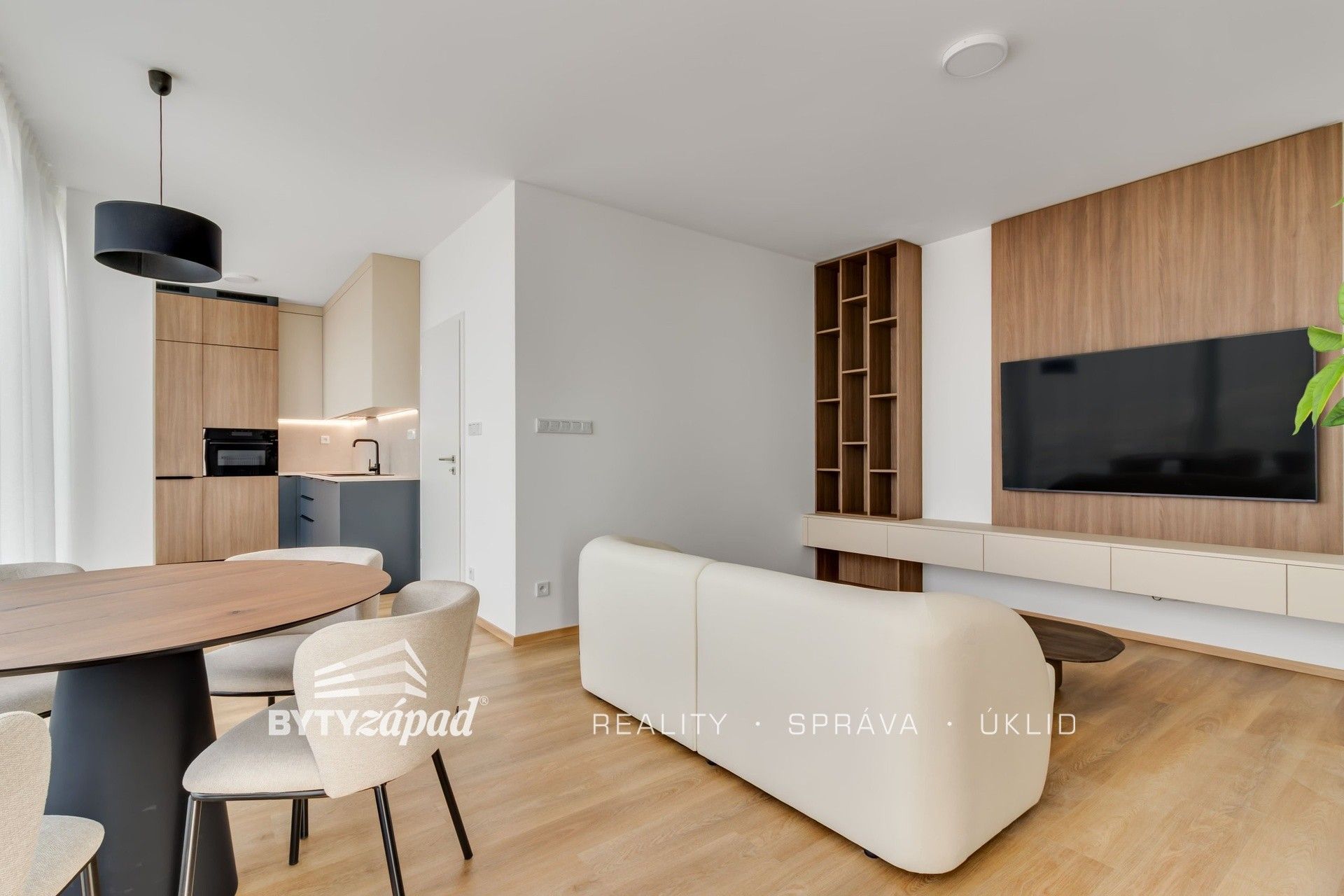 2+kk, Železná 3070, Plzeň Jižní Předměstí, 58 m² - 1