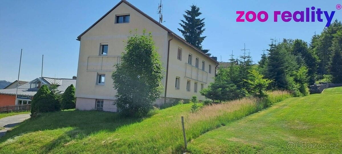 Prodej rodinný dům - Strážný, 384 43