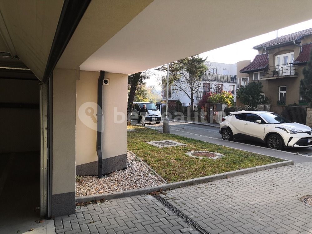 Garáž · 15 m² · Mrštíkova, Praha - Strašnice - 3