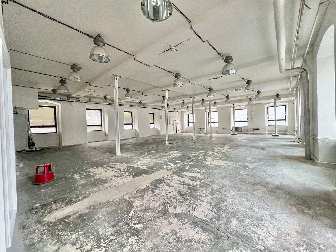 Pronájem kancelář - Brno - Staré Brno, okres Brno-město, Jihomoravský kraj, 365 m² - 1