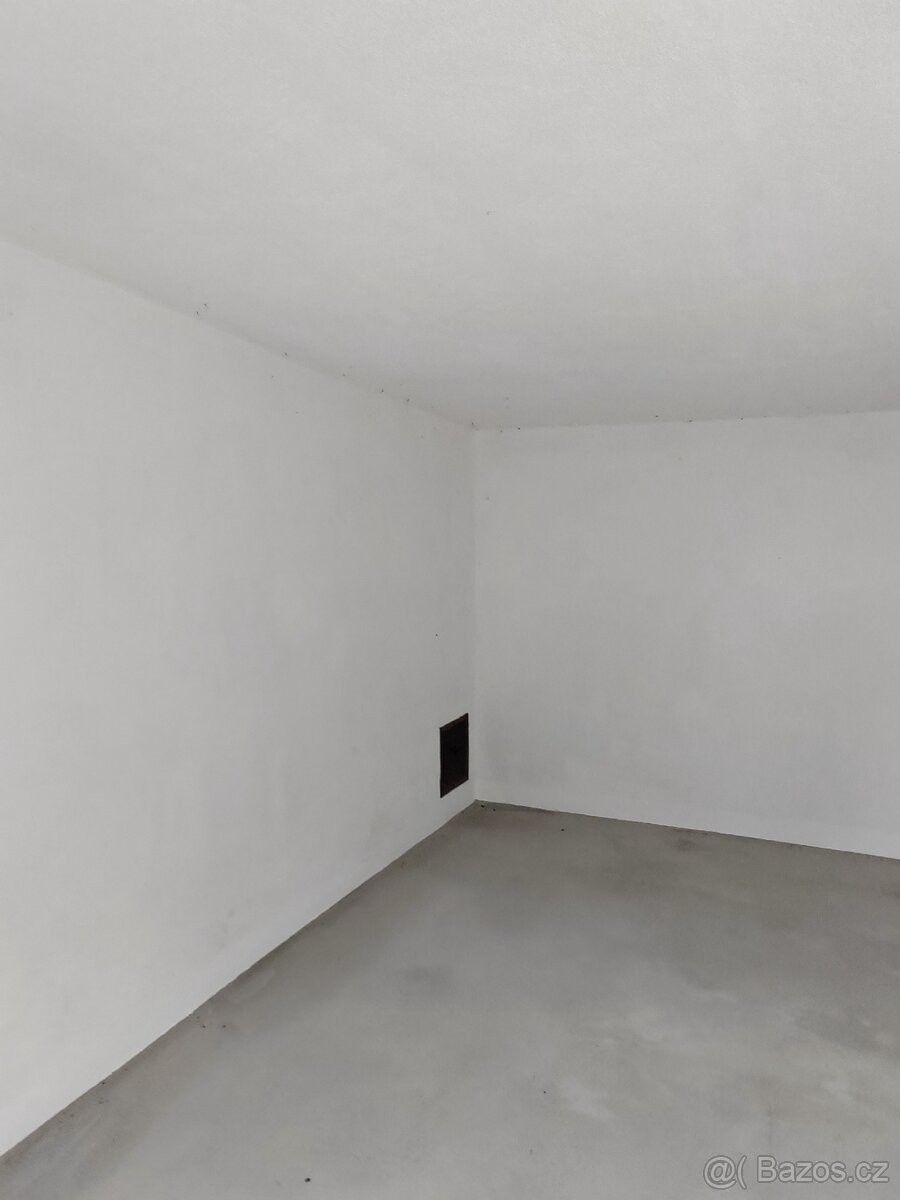 Garáže, Prostějov, 796 01 - 2