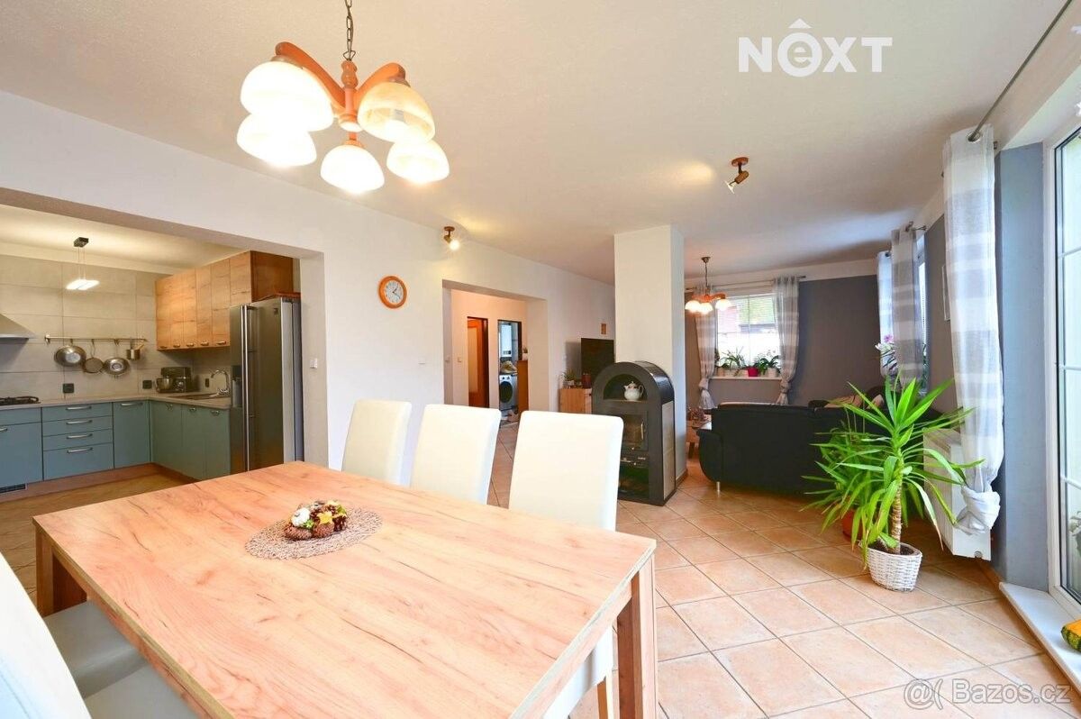 Prodej rodinný dům - Český Brod, 282 01