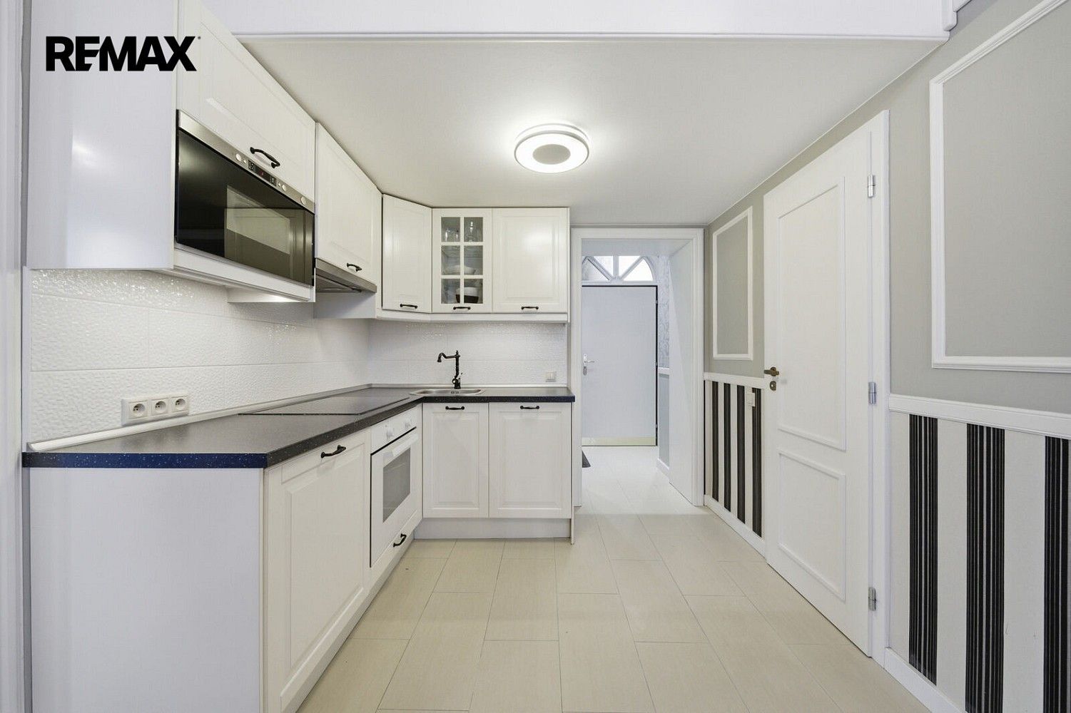Byt 2+kk · 49 m² · Karlovy Vary, Karlovarský kraj - 4