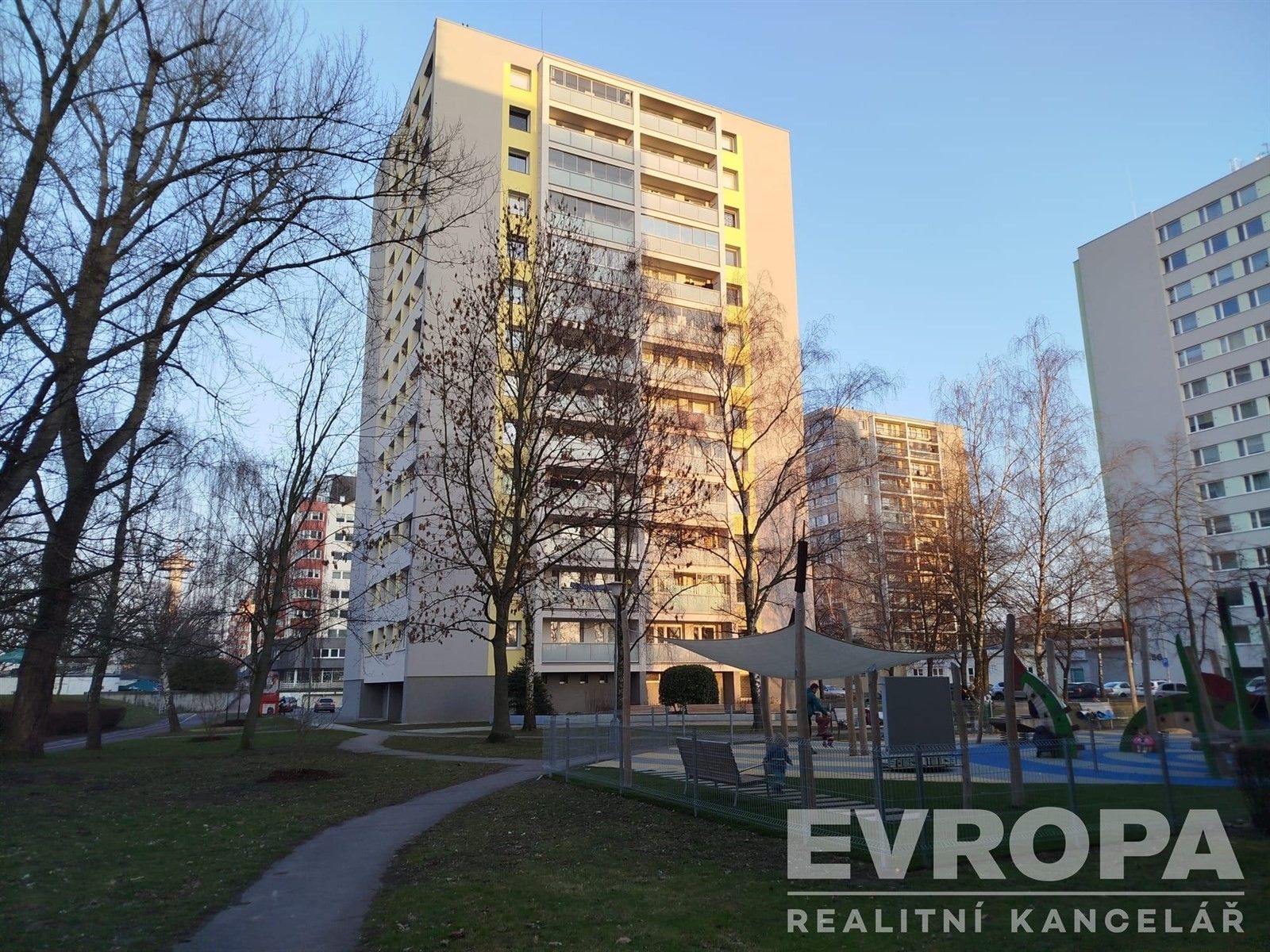 2+1, nábřeží Závodu míru 1858, Pardubice Zelené Předměstí, 53 m²