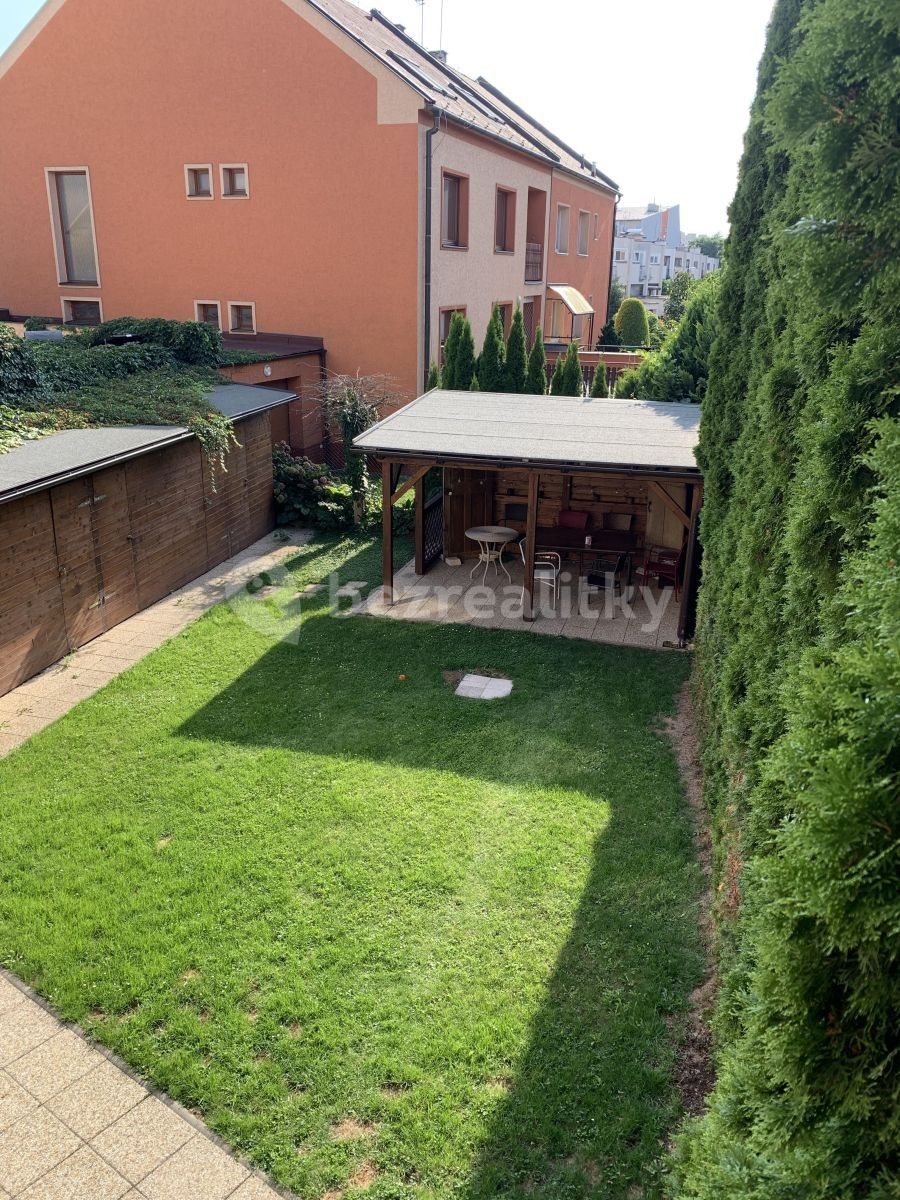 2+1, Českobratrská, Olomouc - Nové Sady u Olomouce, Olomoucký kraj, 60 m² - 1