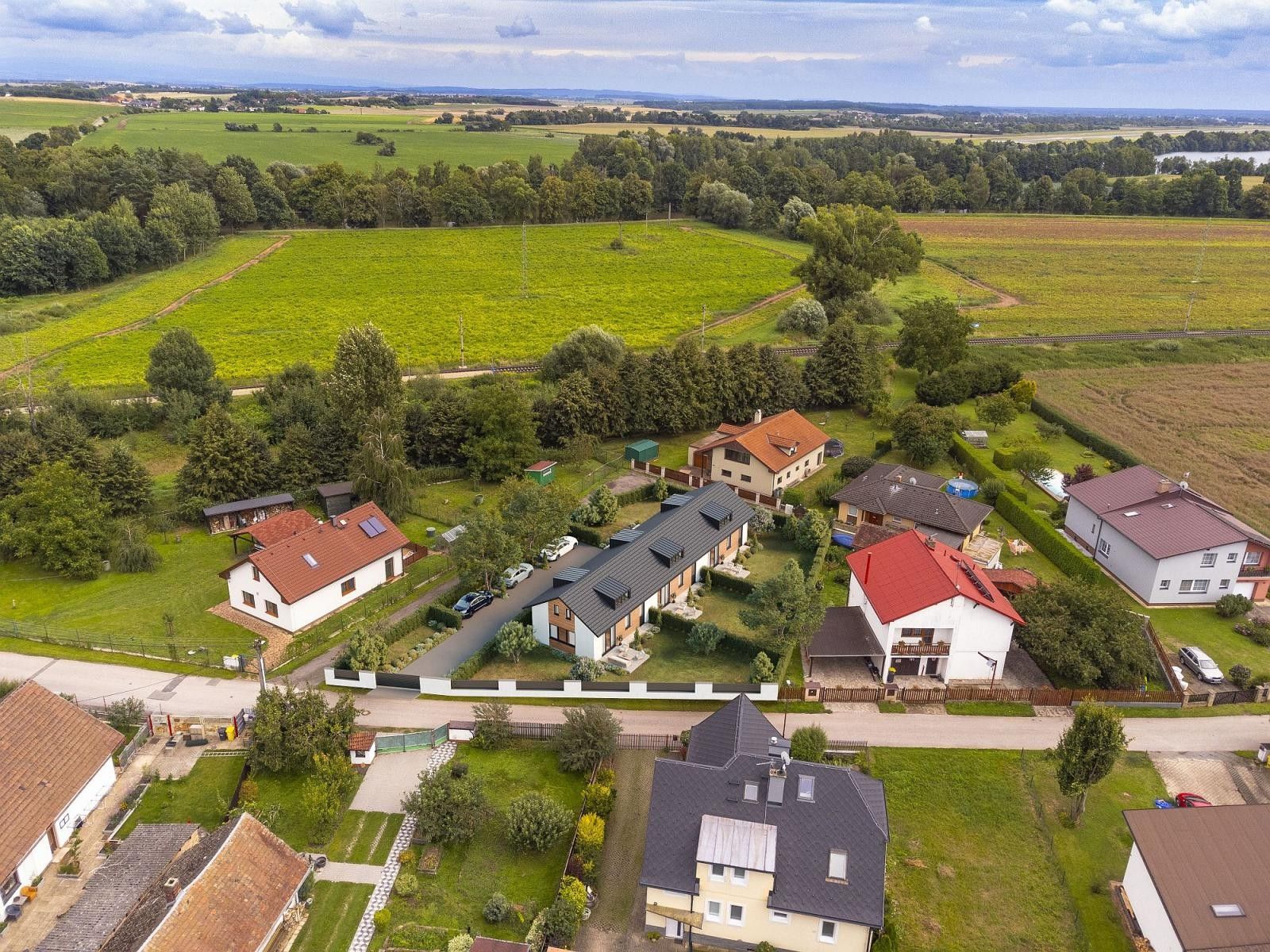 Rodinné domy, Lochenice, 252 m²