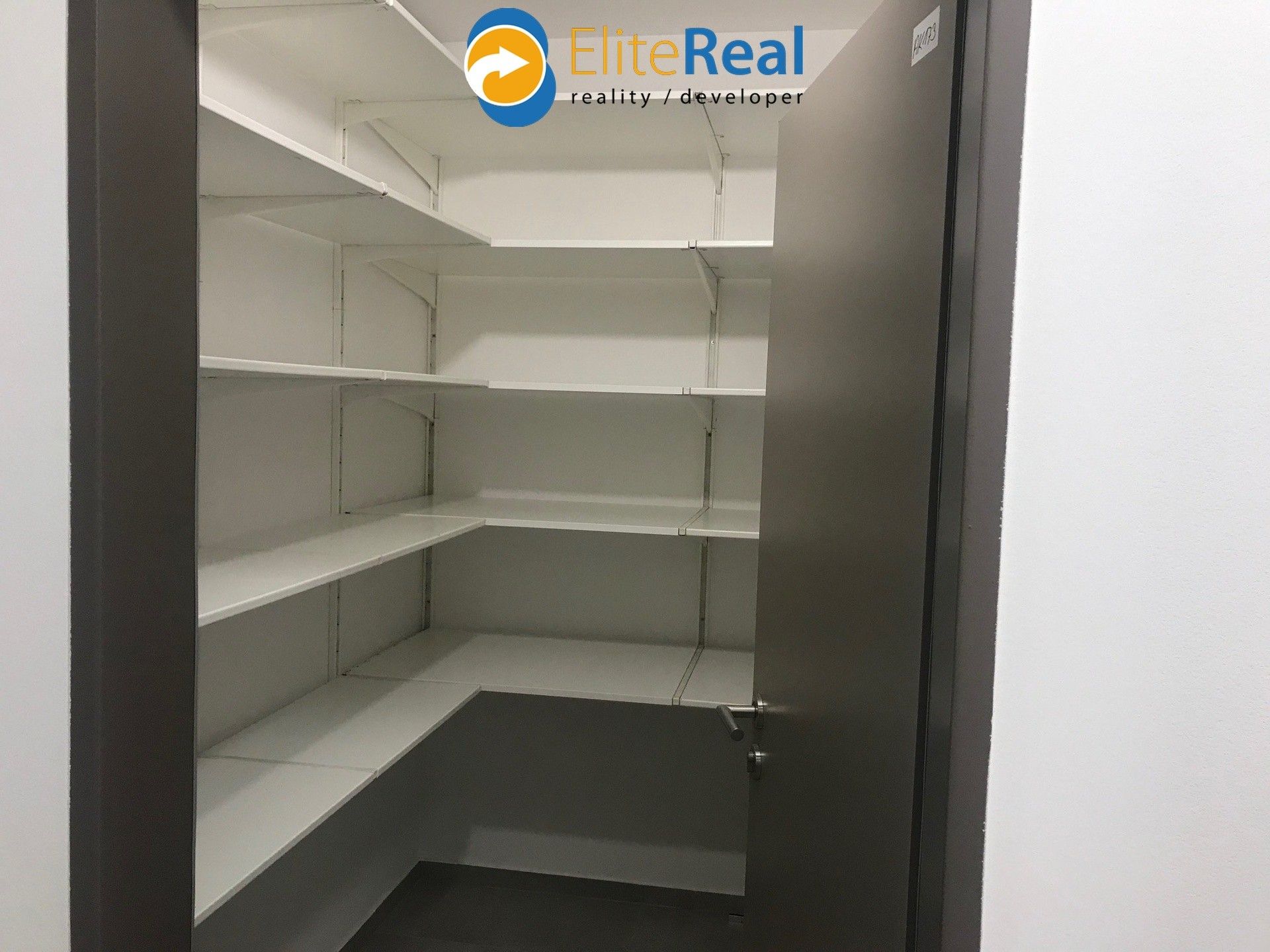 Pronájem ostatní - Frištenského 986, Olomouc, 3 m²