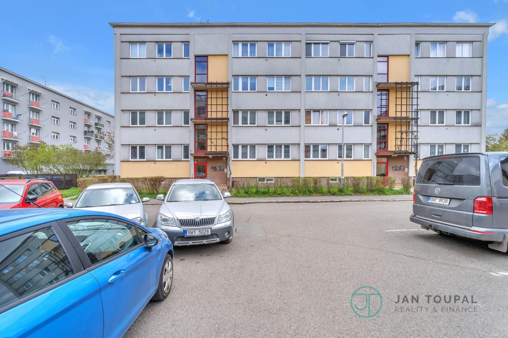 Prodej byt 1+kk - V Koutech, Hradec Králové, 35 m²
