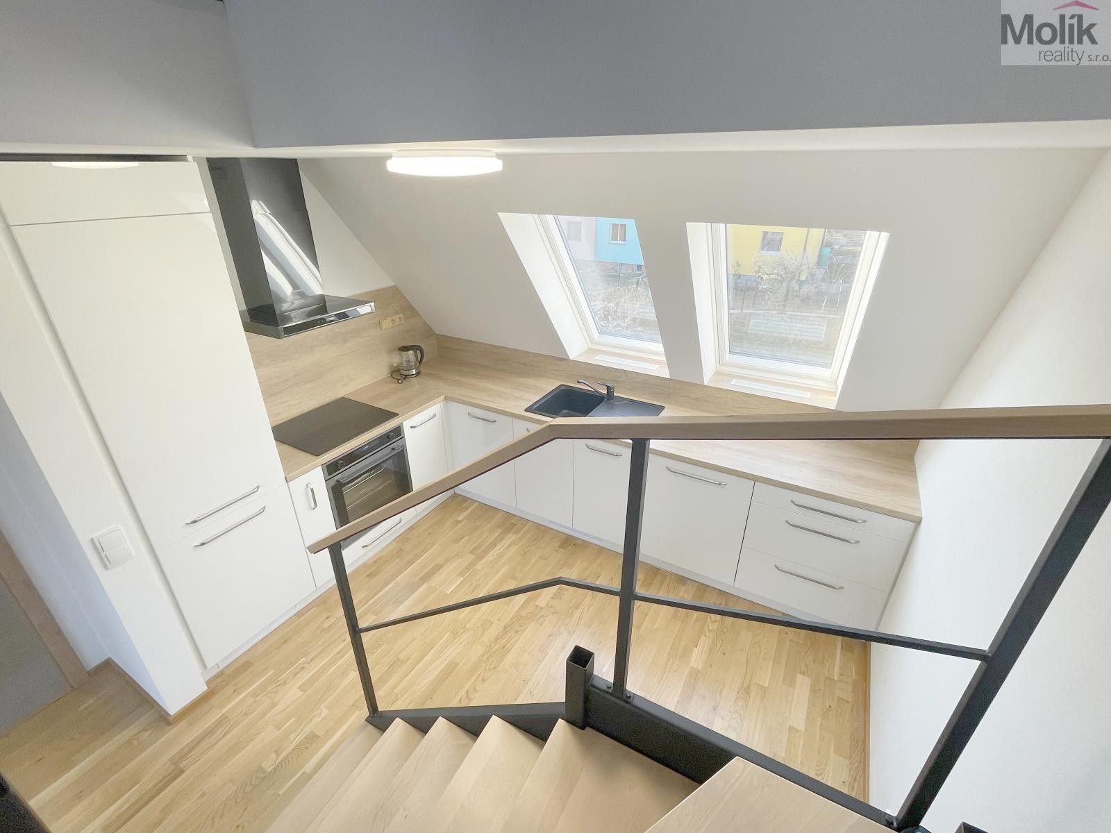 Byt 2+kk · 65 m² · Hollarova, Most - 3