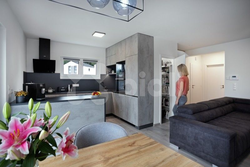 Prodej rodinný dům - Doubravice, Pardubice, 108 m²