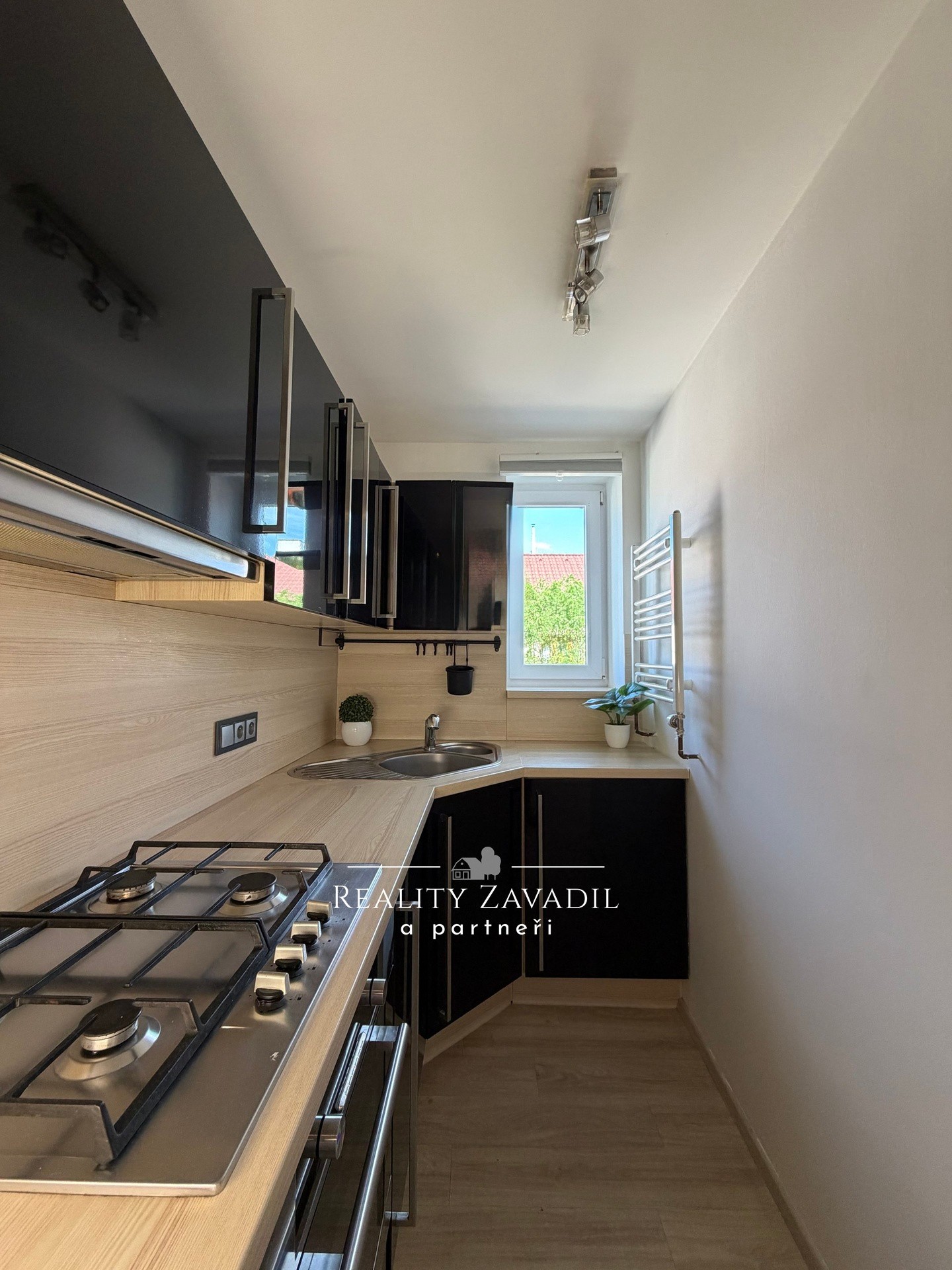 Byt 3+1 · 58 m² · Sezemická, Pardubice Bílé Předměstí - 4