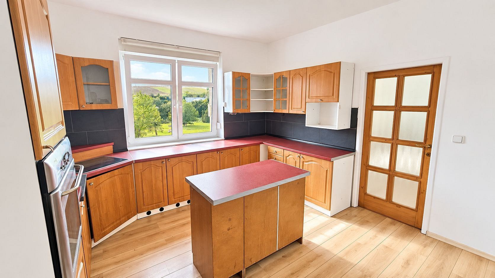 5+kk, Jungmannova, Králův Dvůr - Zahořany, okres Beroun, 126 m² - 2