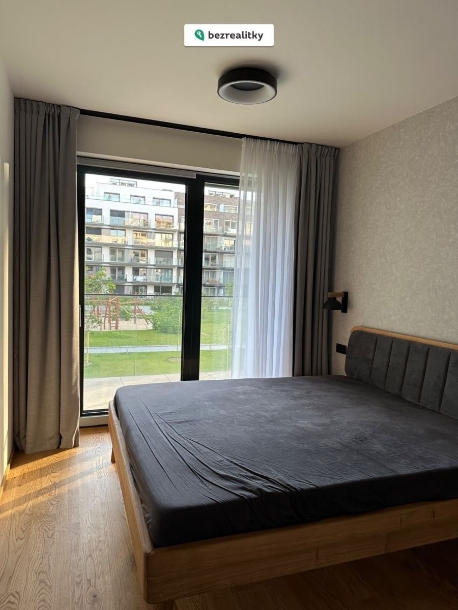 3+kk, Tetauerova, Praha, 78 m²