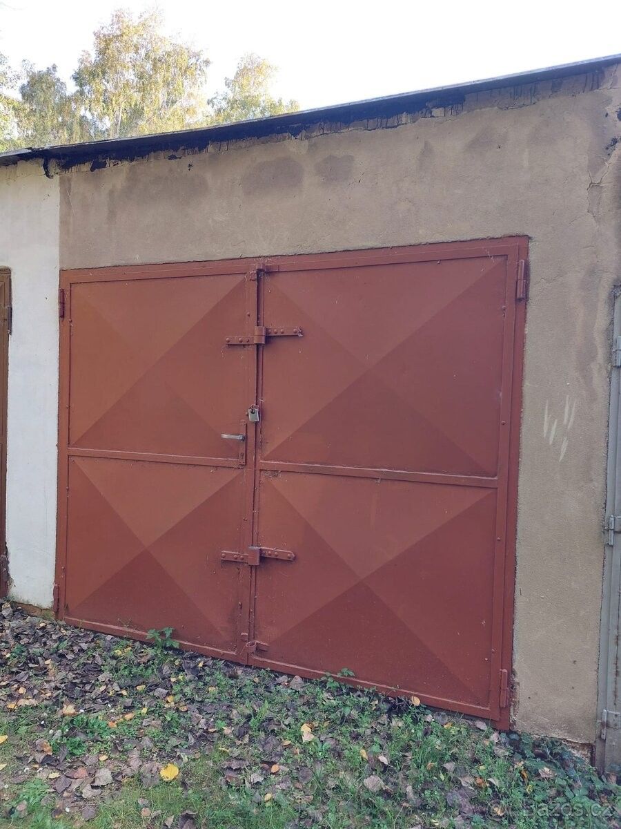 Prodej garáž - Červené Pečky, 281 21