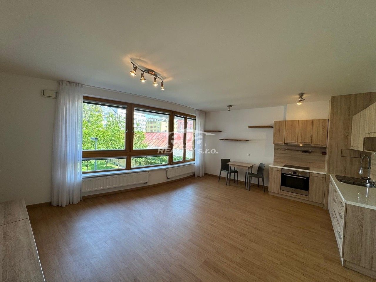 Byt 2+kk · 57 m² · Ocelářská, Praha - 4