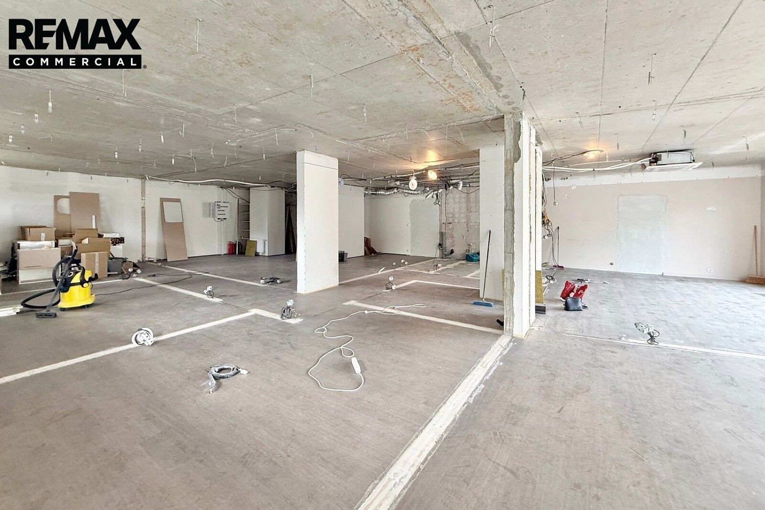 Pronájem obchodní prostory - Praha - Břevnov, okres Praha 6, Hlavní město Praha, 278 m² - 5