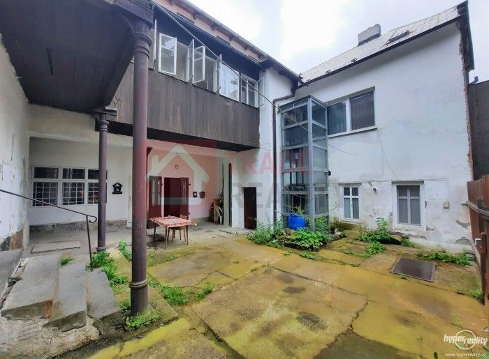 Prodej dům - Dr. Edvarda Beneše, Šluknov, 380 m²