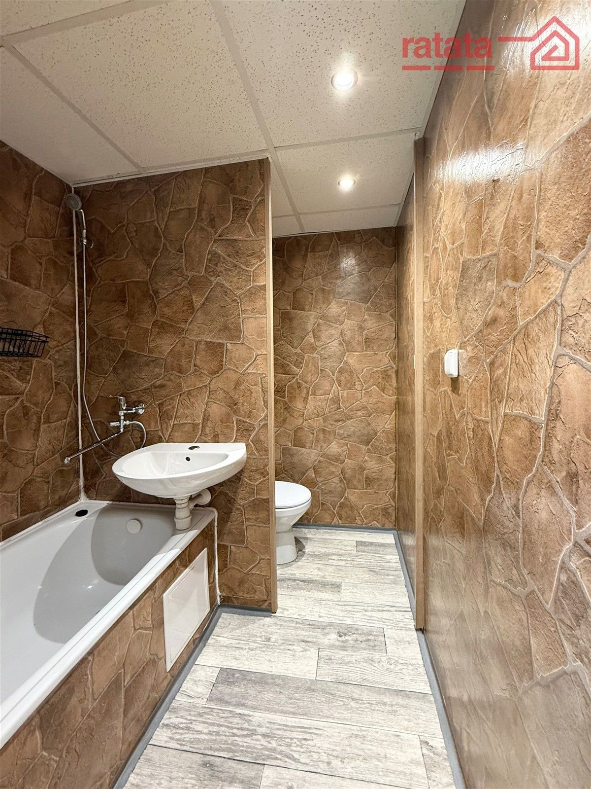 Pronájem byt 1+1 - Borová 5162, Chomutov, 36 m²