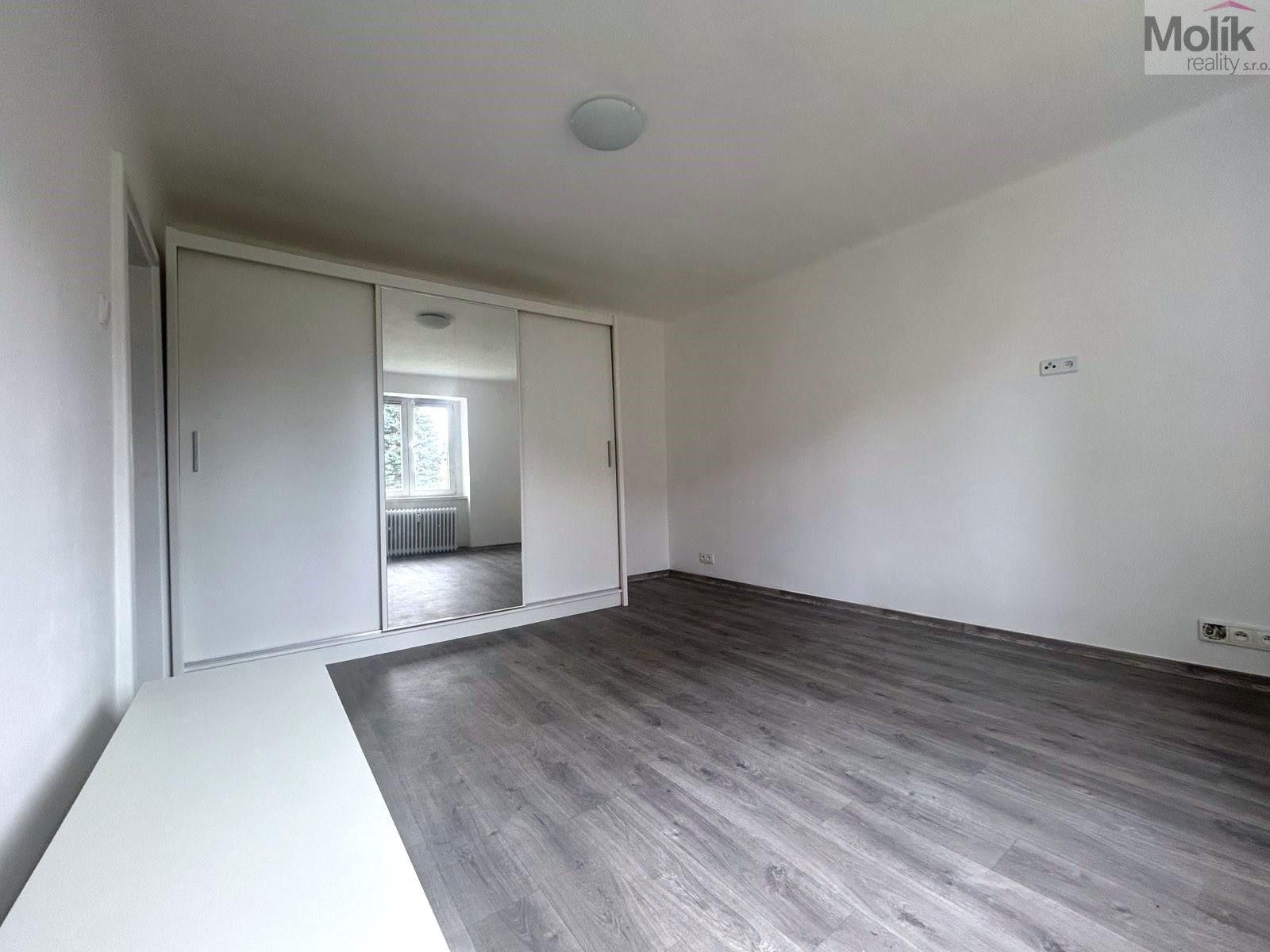 Pronájem byt 1+1 - Lesní, Most, 30 m² - 5