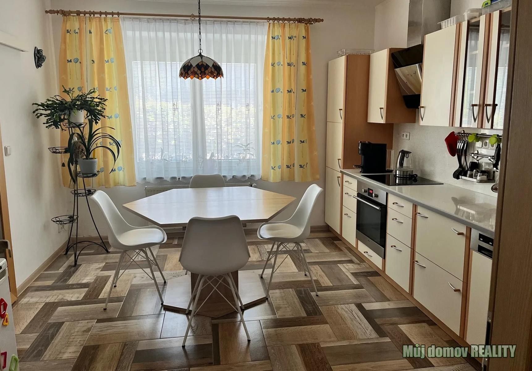 2+1, Schoellerova, Praha, 76 m²