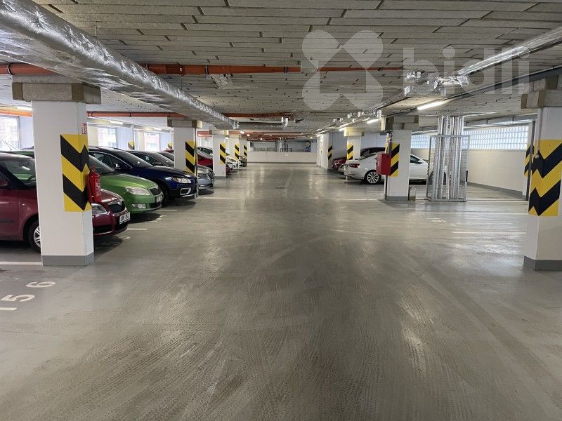 Prodej garáž - Tupolevova, Praha, 12 m²