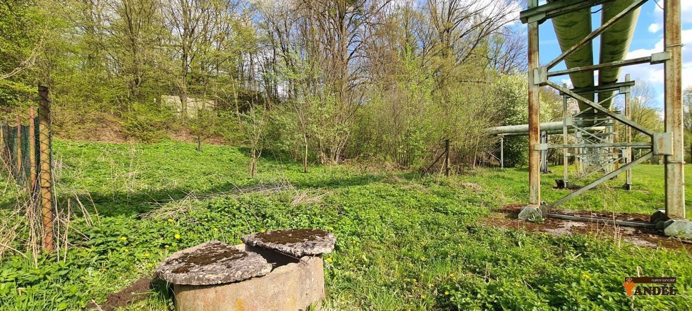 Zahrady, Pod Svahem, Havířov, 219 m²