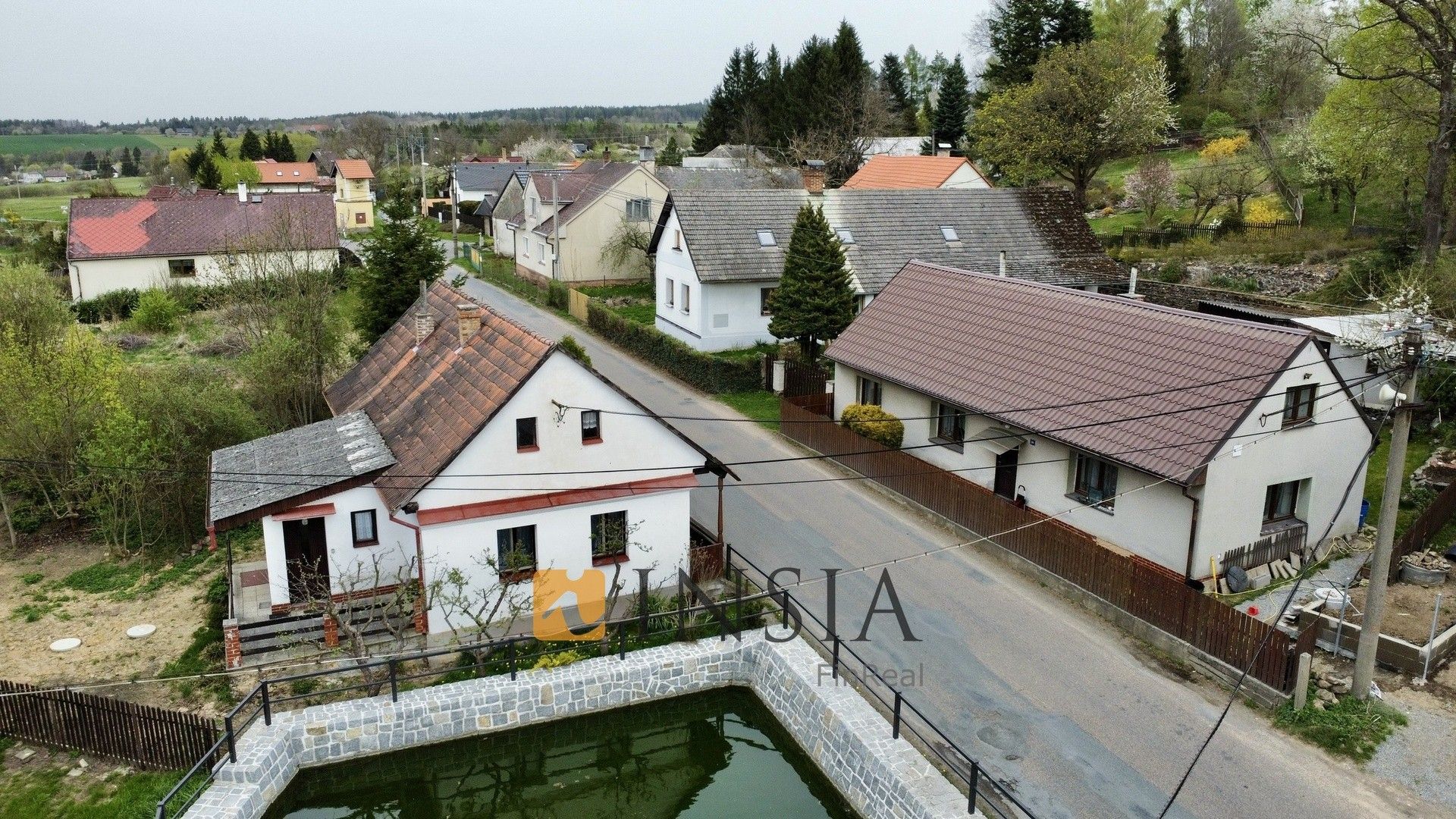 Rodinné domy, Borovno, 64 m²