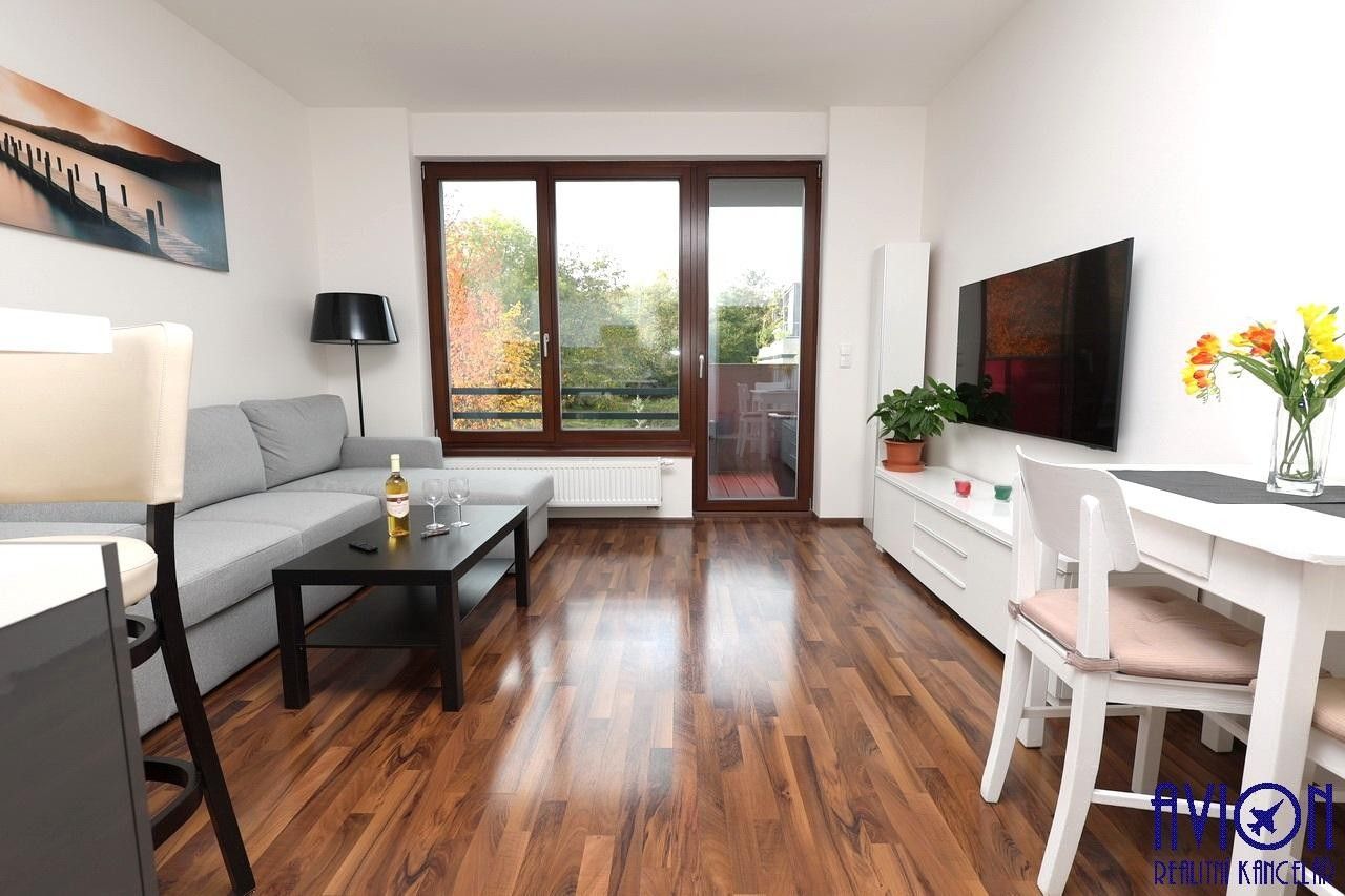2+kk, Plzeňská, Praha, 50 m² - 1