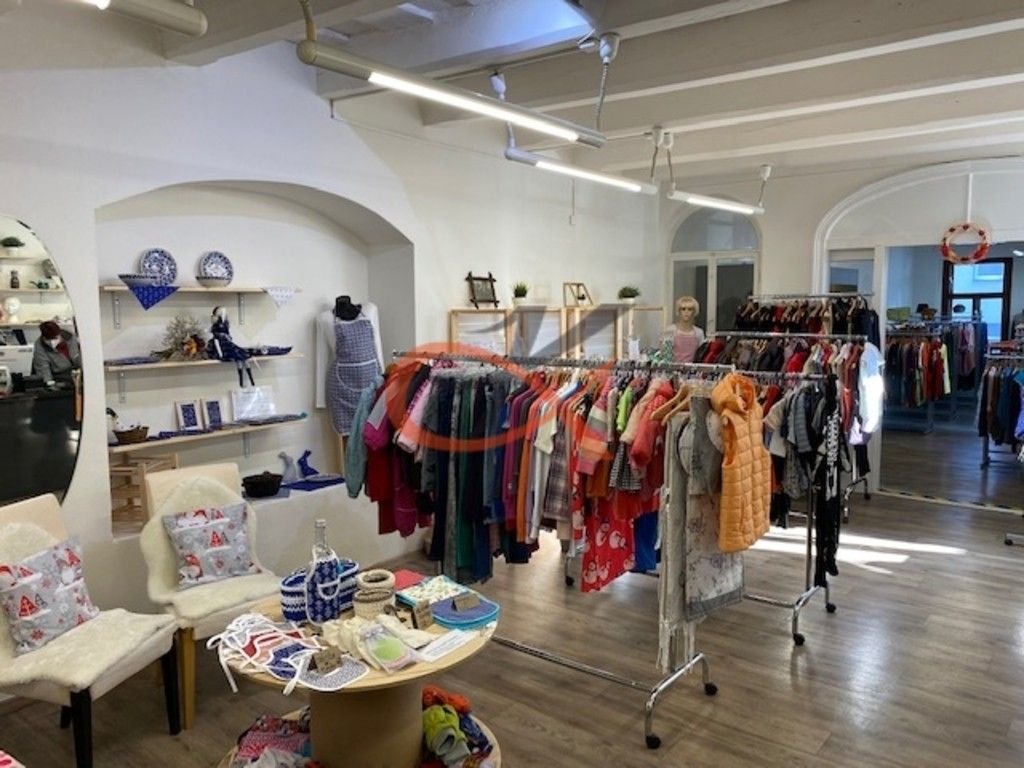 Obchodní prostory, Mostní, Valašské Meziříčí, 80 m²