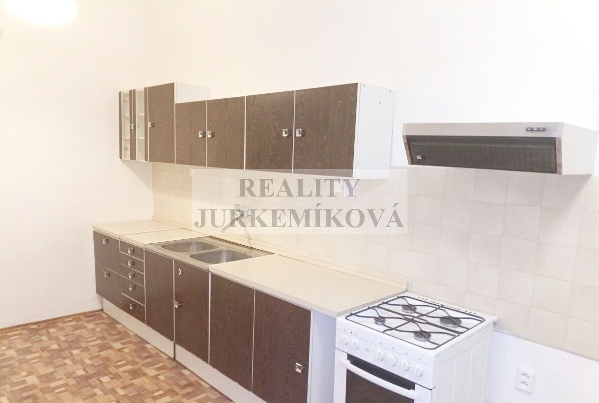 2+kk, Fráni Šrámka, České Budějovice, 49 m²