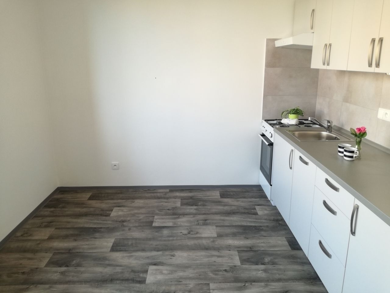 Pronájem byt 2+1 - Gen. Píky, Ostrava, 58 m²