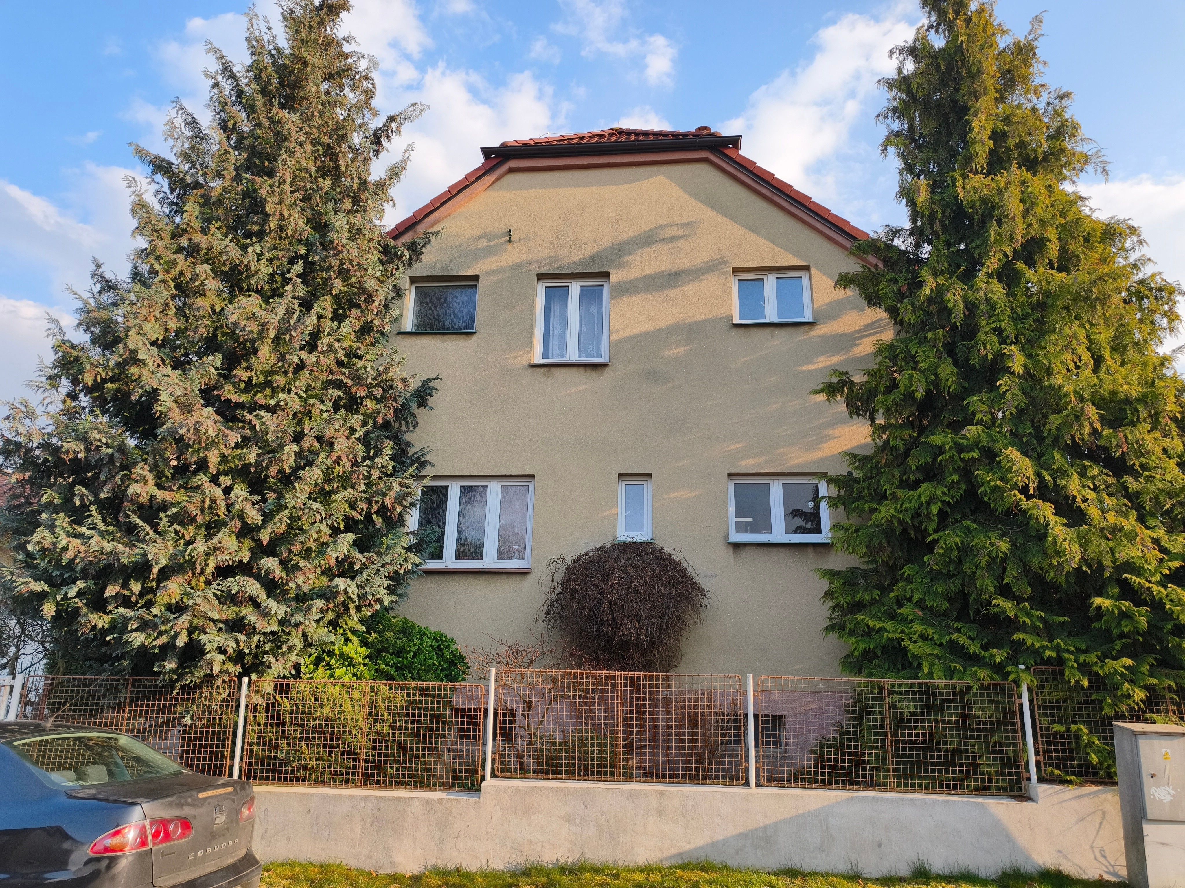 Rodinné domy, Chrudim, Slovenská , 144 m² - 1