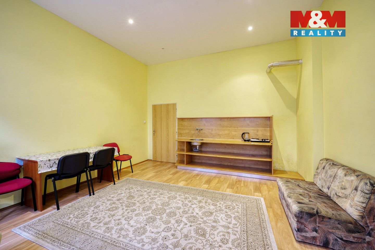 3+kk, Zámecký vrch, Karlovy Vary, 72 m²