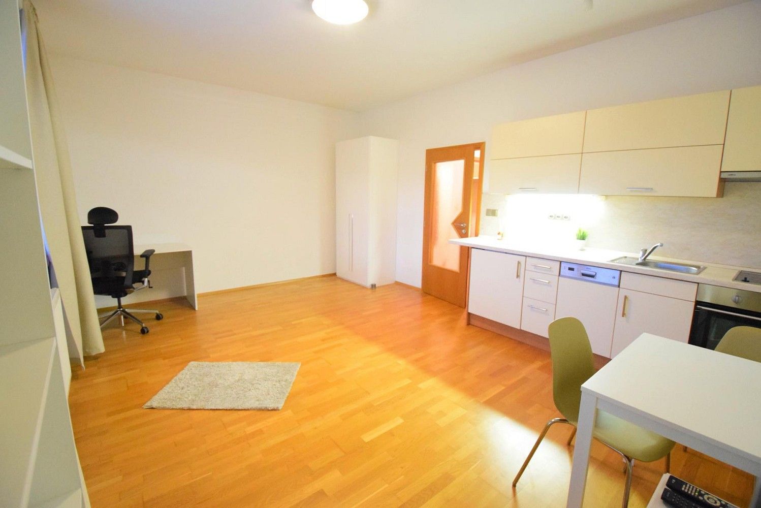 Pronájem byt 1+kk - Beroun - Beroun-Město, Středočeský kraj, 36 m² - 5