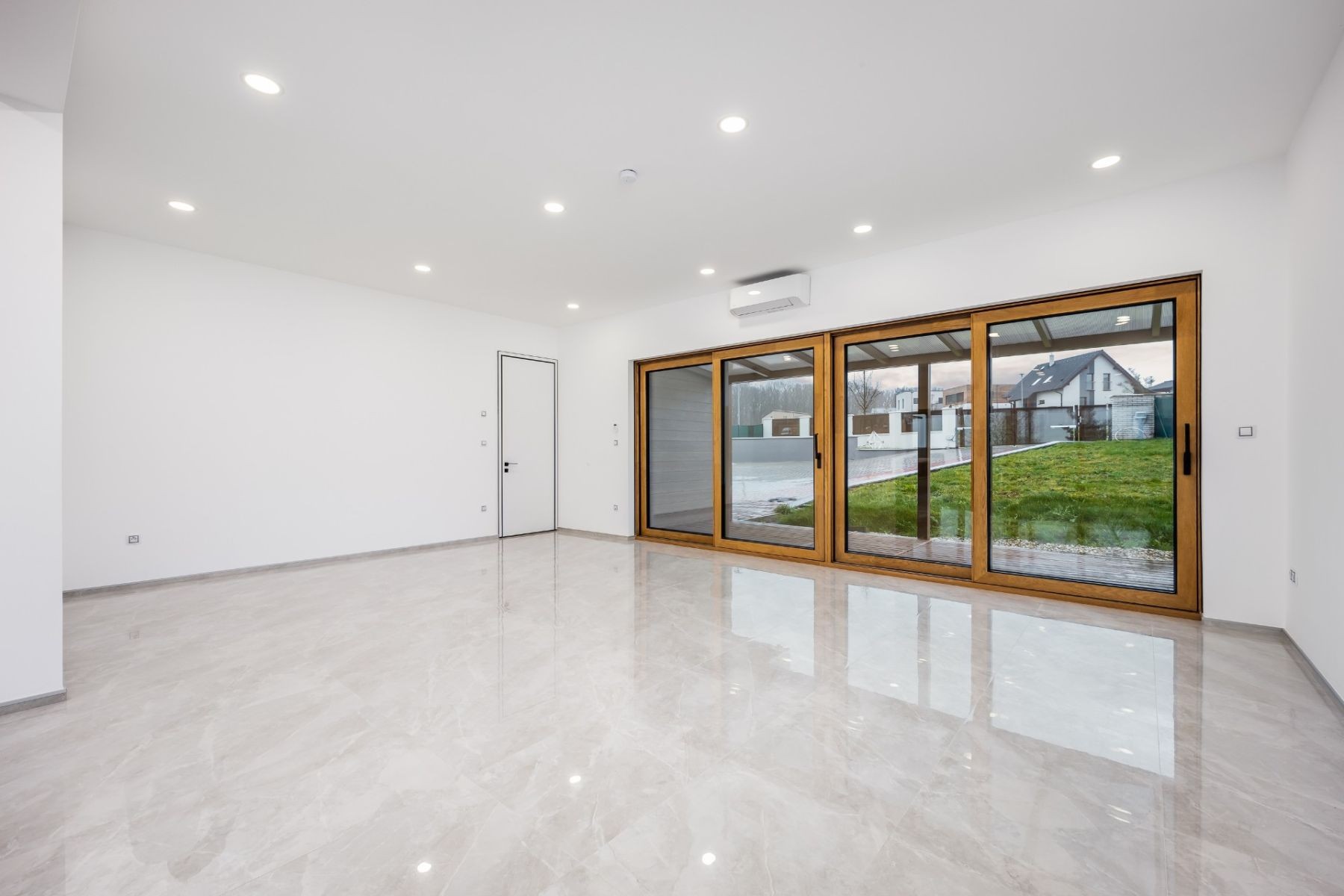 Rodinný dům · 340 m² · U Rybníčka, Vysoký Újezd - Vysoký Újezd u Berouna, Středočeský kraj - 4
