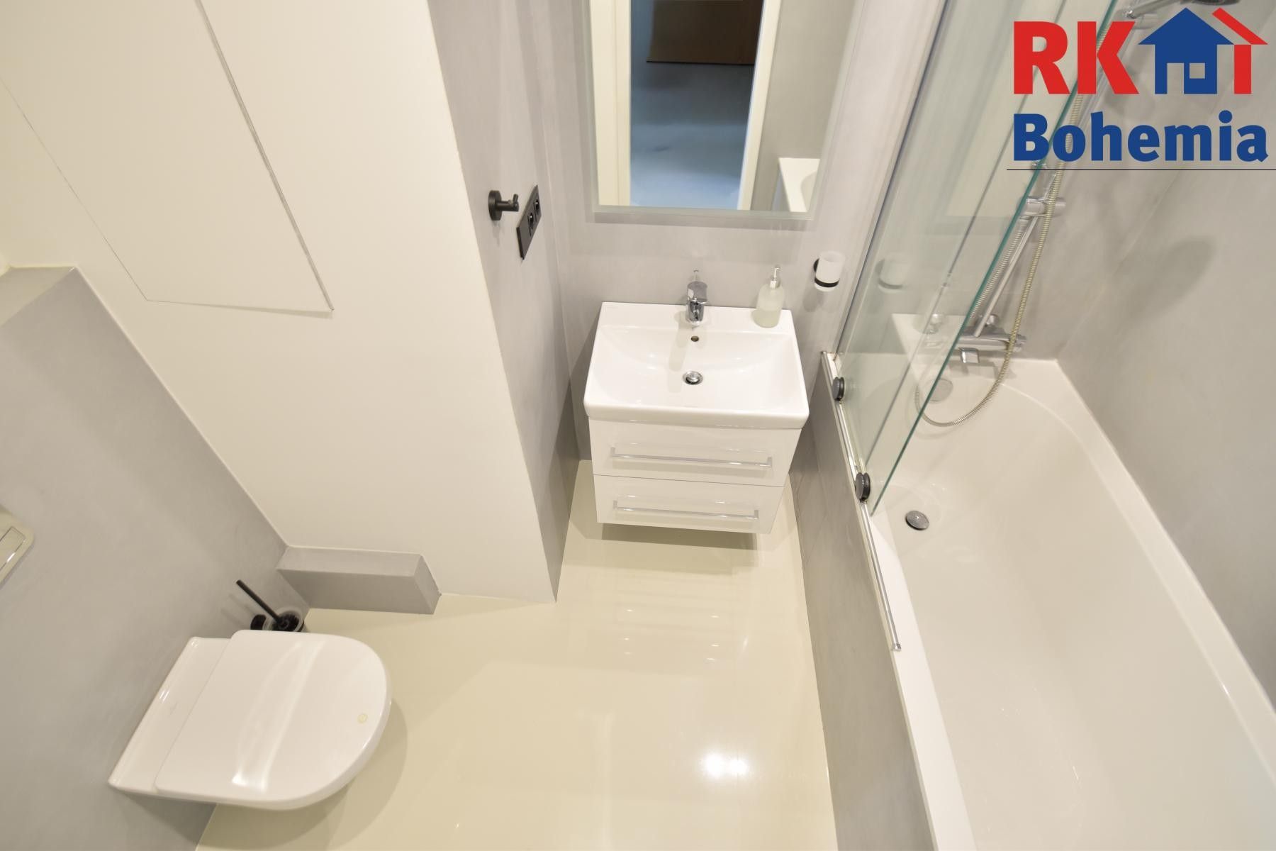 Byt 4+kk · 90 m² · Socháňova  , Praha - 4