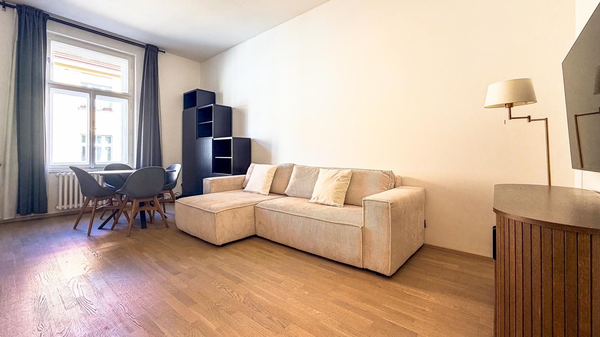 2+kk, Rybalkova, Praha, 39 m² - 2