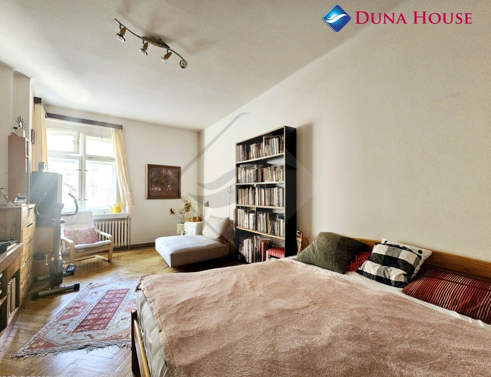 Byt 1+1 · 44 m² · Plzeňská, Praha - 3