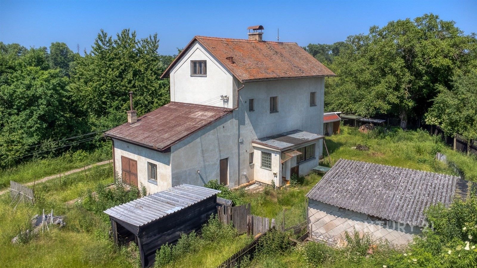 Prodej rodinný dům - Močovice, 341 m²