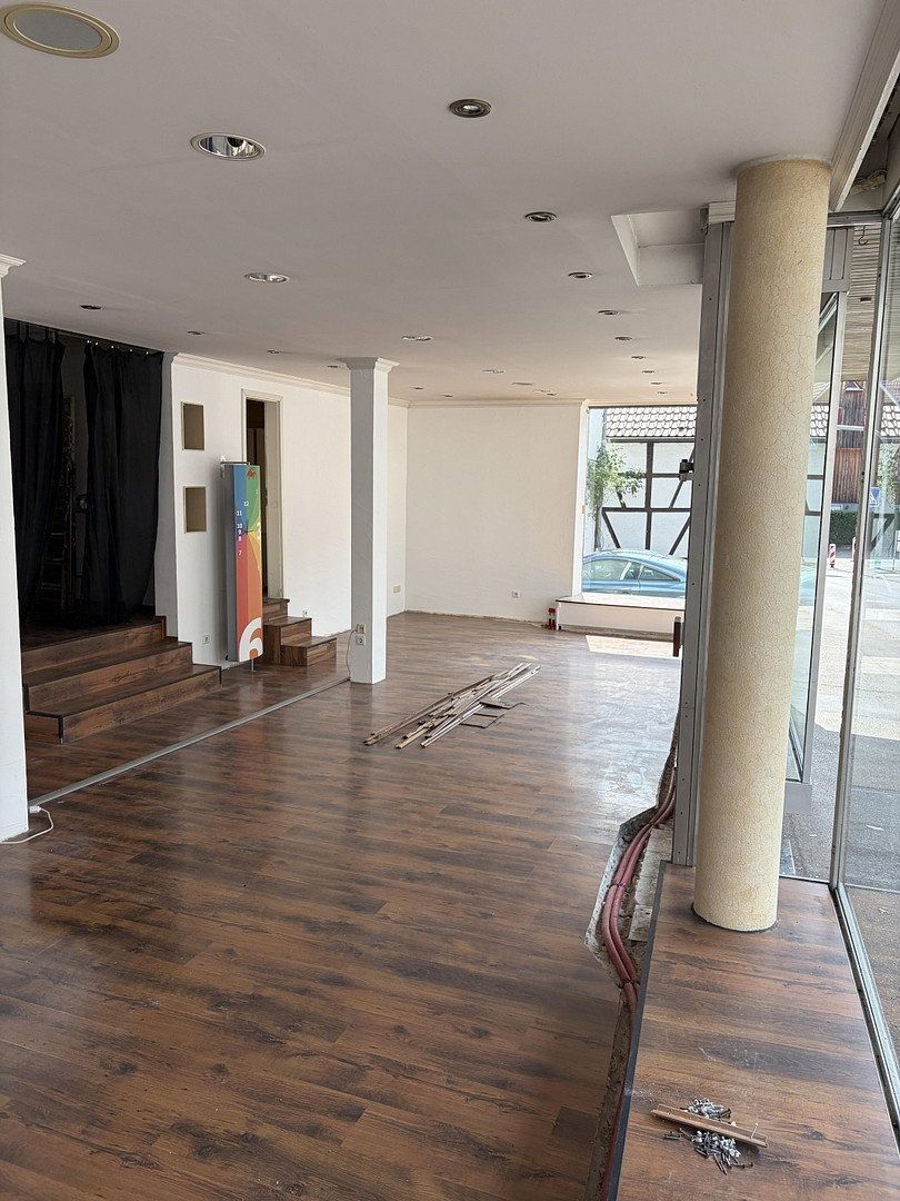 Obchodní prostory · 83 m² · Großsachsenheimer Strasse 5, , Bádensko-Württembersko - 4