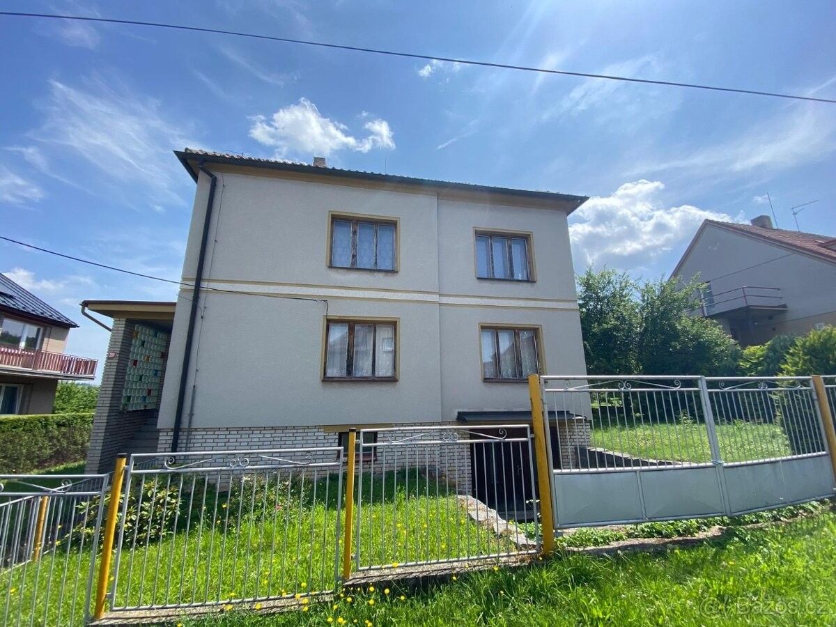 Byty, Krušovice, 270 53