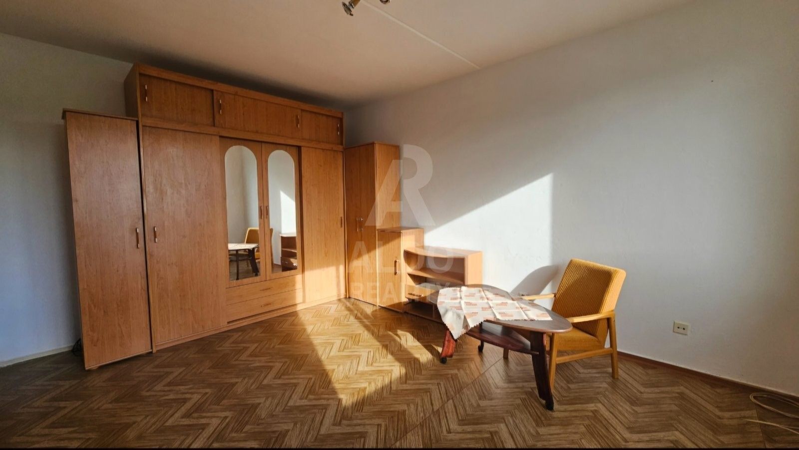 Pronájem byt 1+1 - Dubenská, České Budějovice, 32 m²