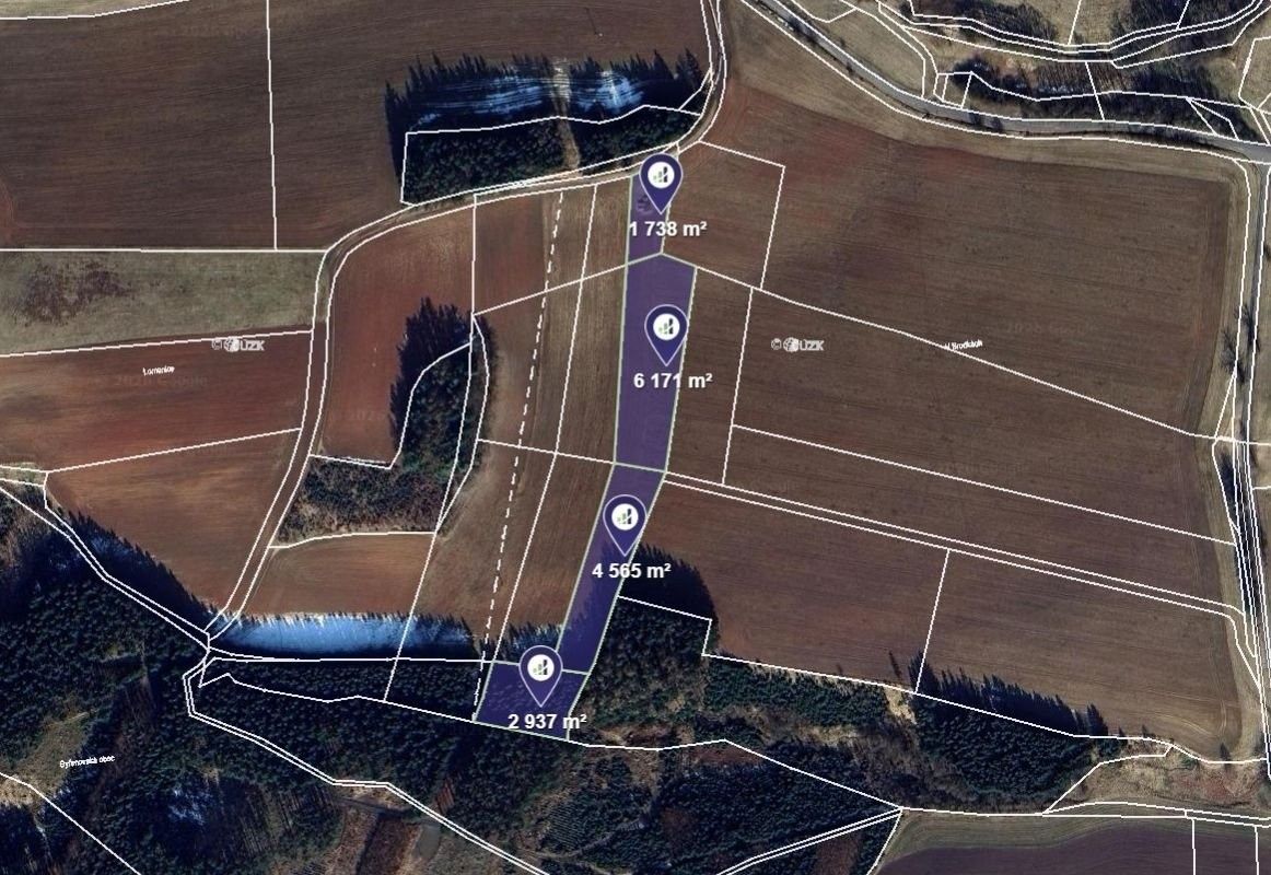 Zemědělský pozemek, 13 943 m²