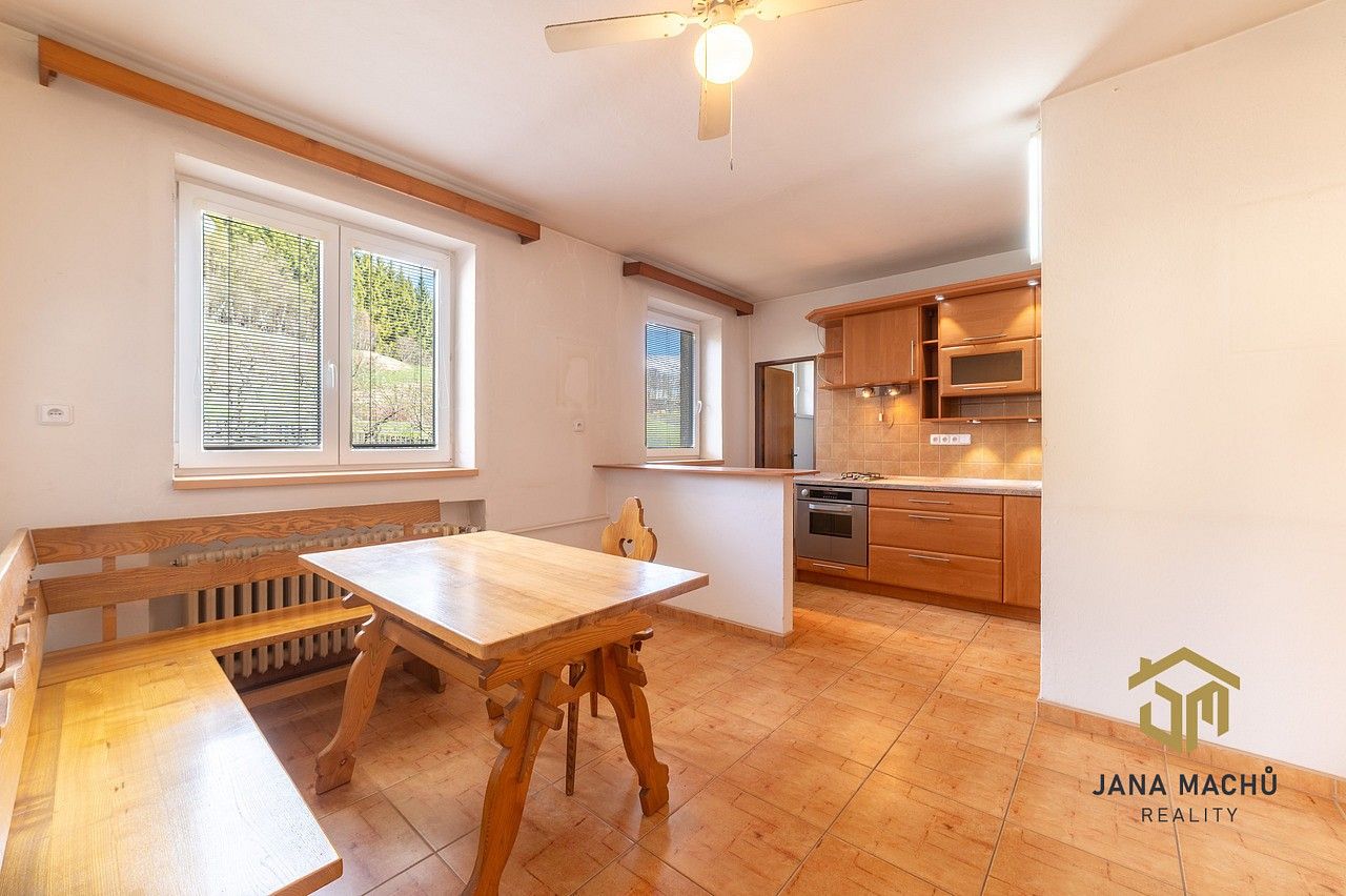 Prodej rodinný dům - Vlčková, okres Zlín, 120 m² - 2